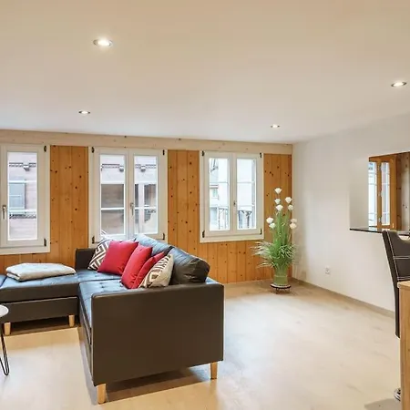 Апартаменты Staybrienz - House